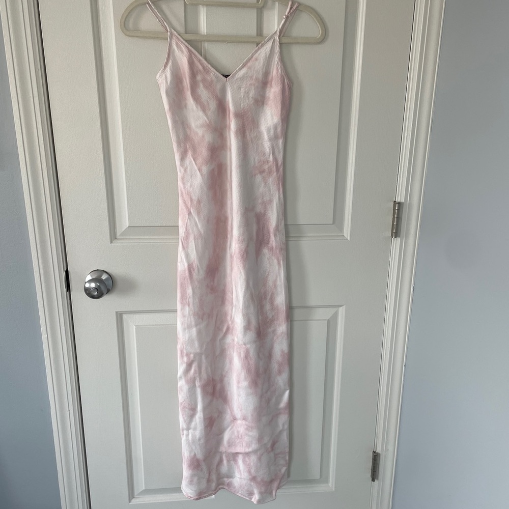 GUESS Maxi tie dye sleeveless spaghetti strap dress